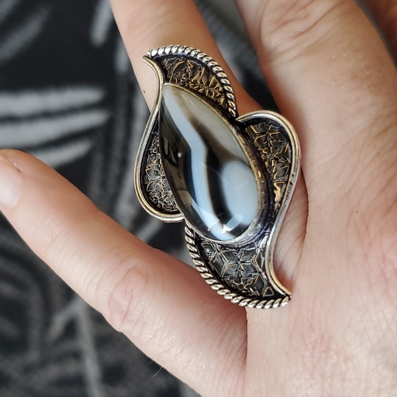 New Oversized Banded Agate 925 Silver Statement Ring. - Picture 4 of 11